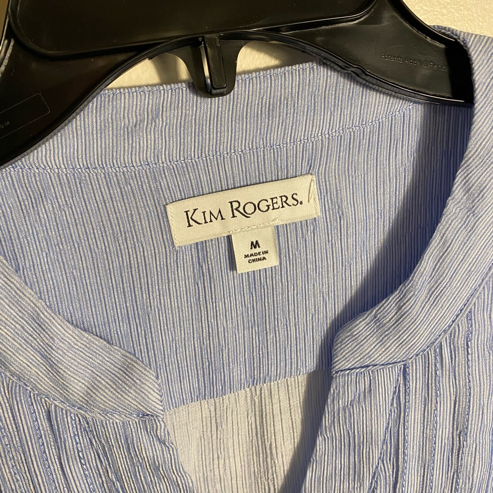 Kim Rogers tunic style top. Textured.  Light blue.